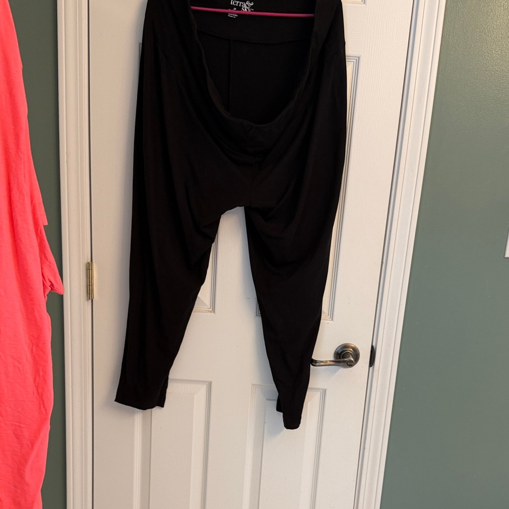 Terra & Sky Black leggings